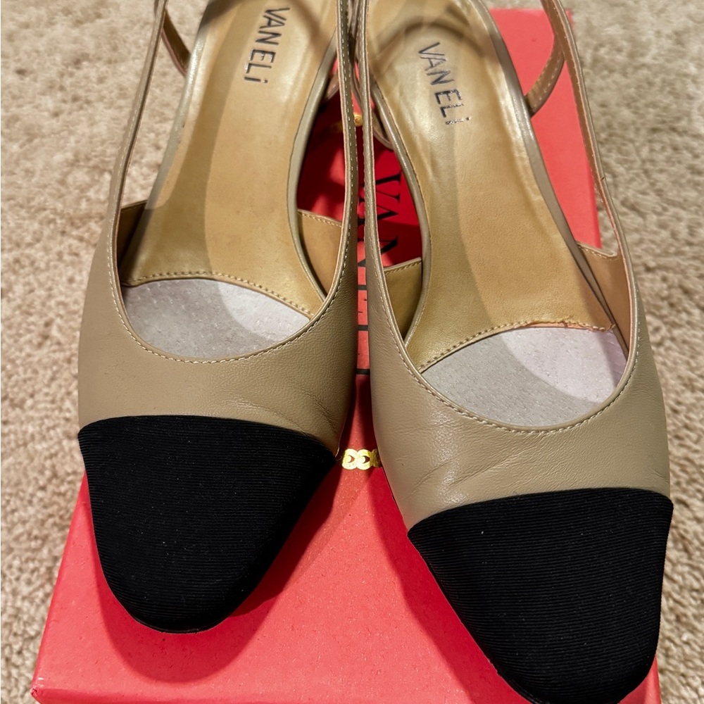 Vaneli Women's Two-Tone Black and Cream Heels